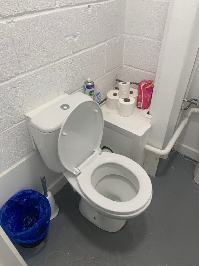 Bathroom Cleaning in Kent